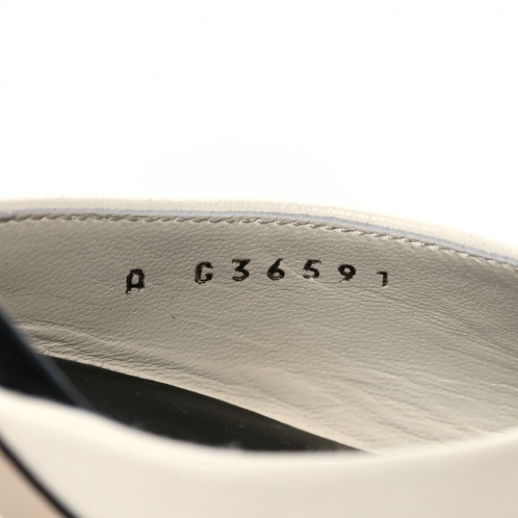 ‼️Price Firm‼️ CHANEL Lambskin Grosgrain Cap Toe Logo Ankle Strap Pumps Sz 40 - Picture 2 of 3